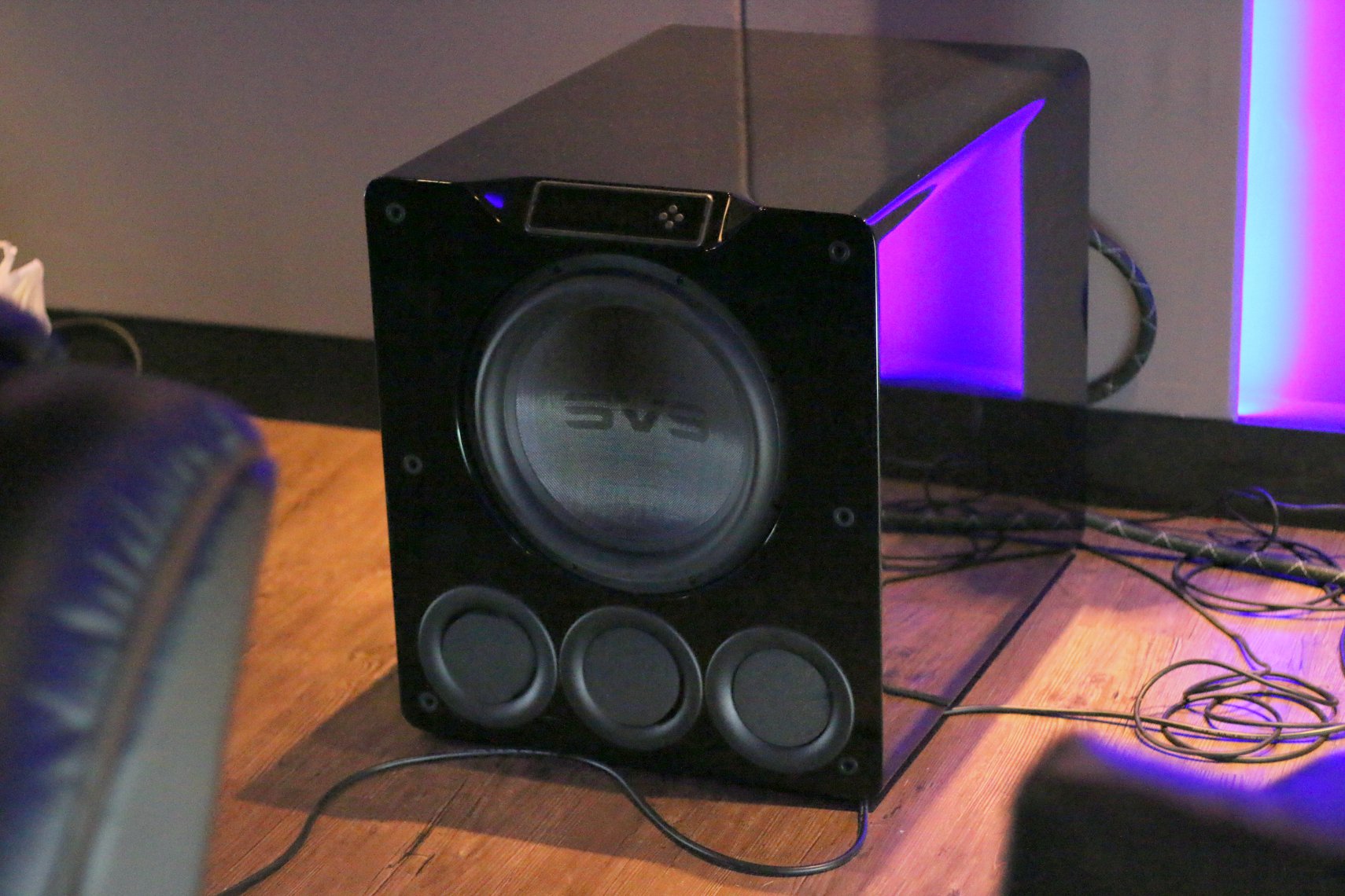 SVS PB-4000