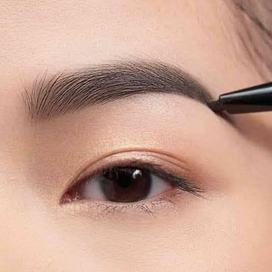 ANASTASIA Brow Definer Triangular Brow Pencil 0.1g. #MediumBrown น้ำตาลกลาง