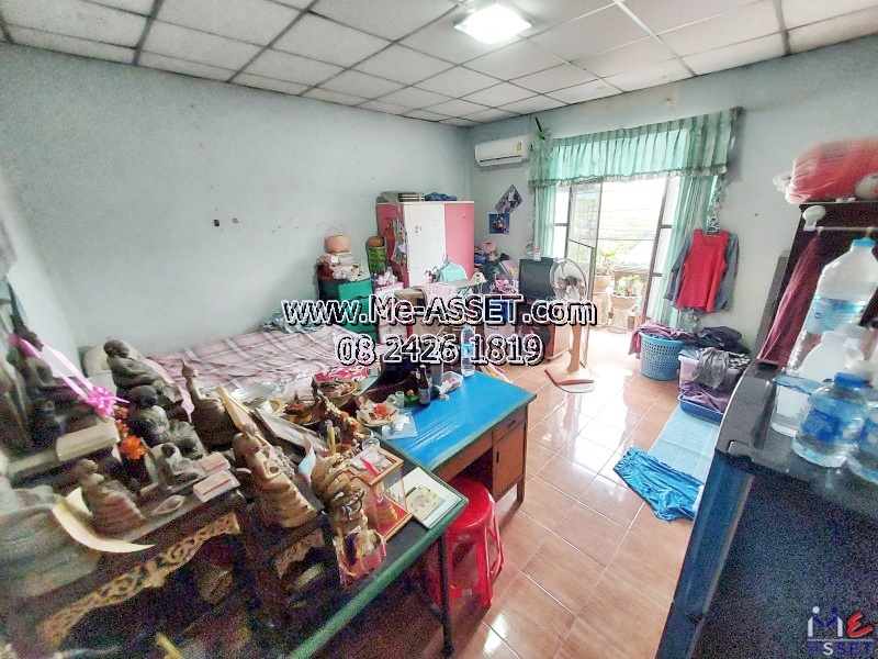 ขายทาวน์เฮ้าส์ ย่าน อบต.ยายชา วัดเดชานุสรณ์ วัดสรรเพชญ สามพราน นครปฐม : ม.เพชรไพฑูรย์ : 2 ชั้น 18 ตร.วา