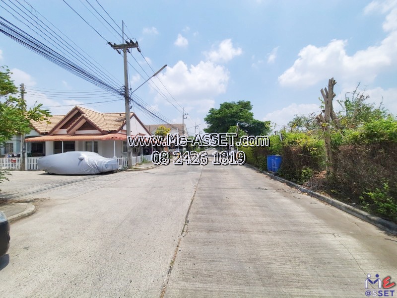 ขายและเช่า ทาวน์โฮมหลังมุม ย่าน เลียบคลองพระอุดม ซอยวัดท่าเกวียน คลองบางไผ่ วัดทองสะอาด ลาดหลุมแก้ว : ม.บ้านสวนธนาการ์เด้น : 2 ชั้น 40.2 ตร.วา