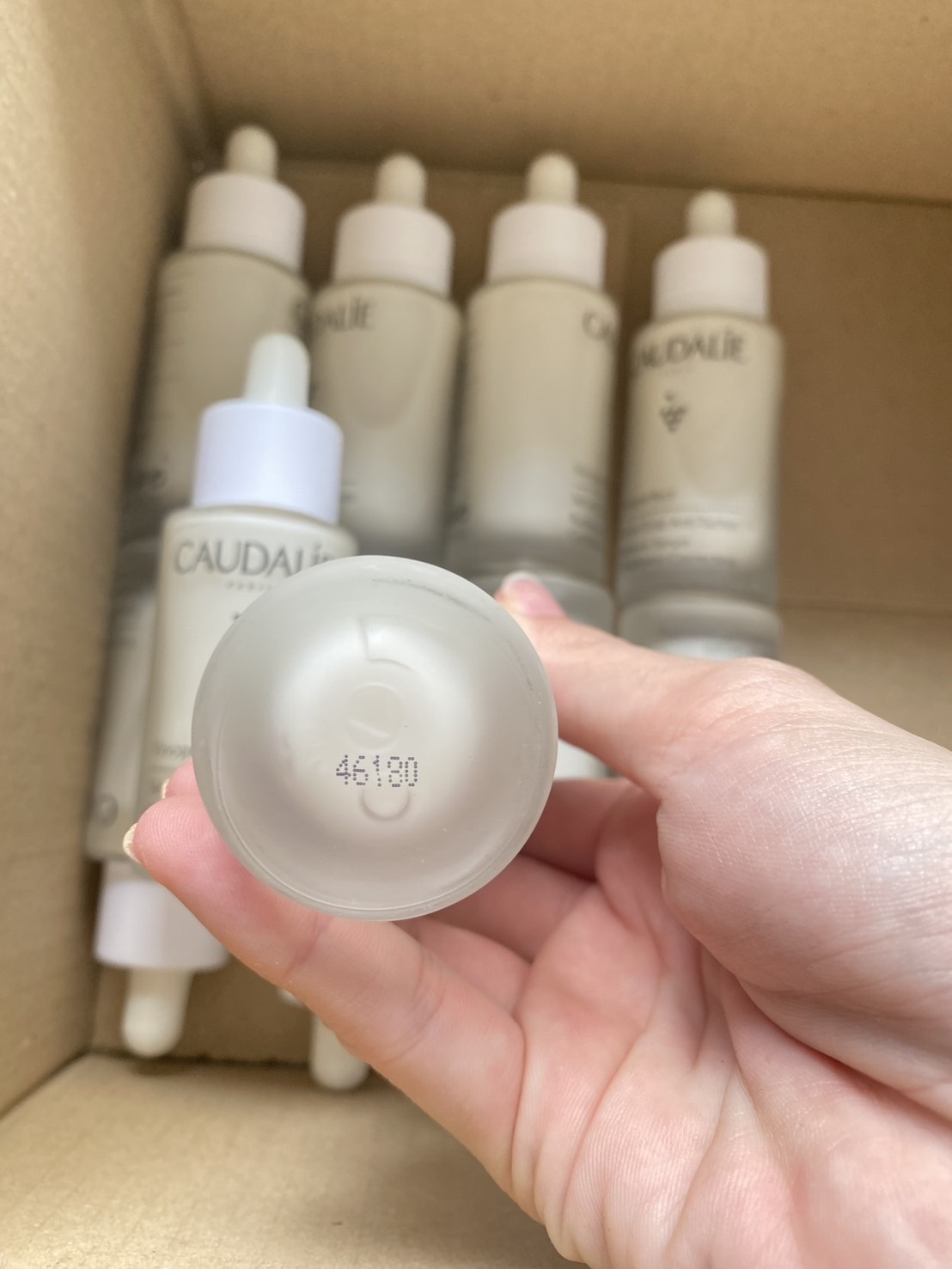 Caudalie Vinoperfect Serum 30ml. เซรั่มลดเลือนจุดด่างดำ (1ขวด)