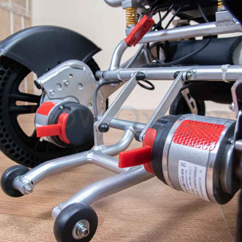 รถเข็นไฟฟ้า สำหรับพกพา น้ำหนักเบา (Ultra Lightweight Model) รุ่น Ultra Light รับประกัน 3 ปี