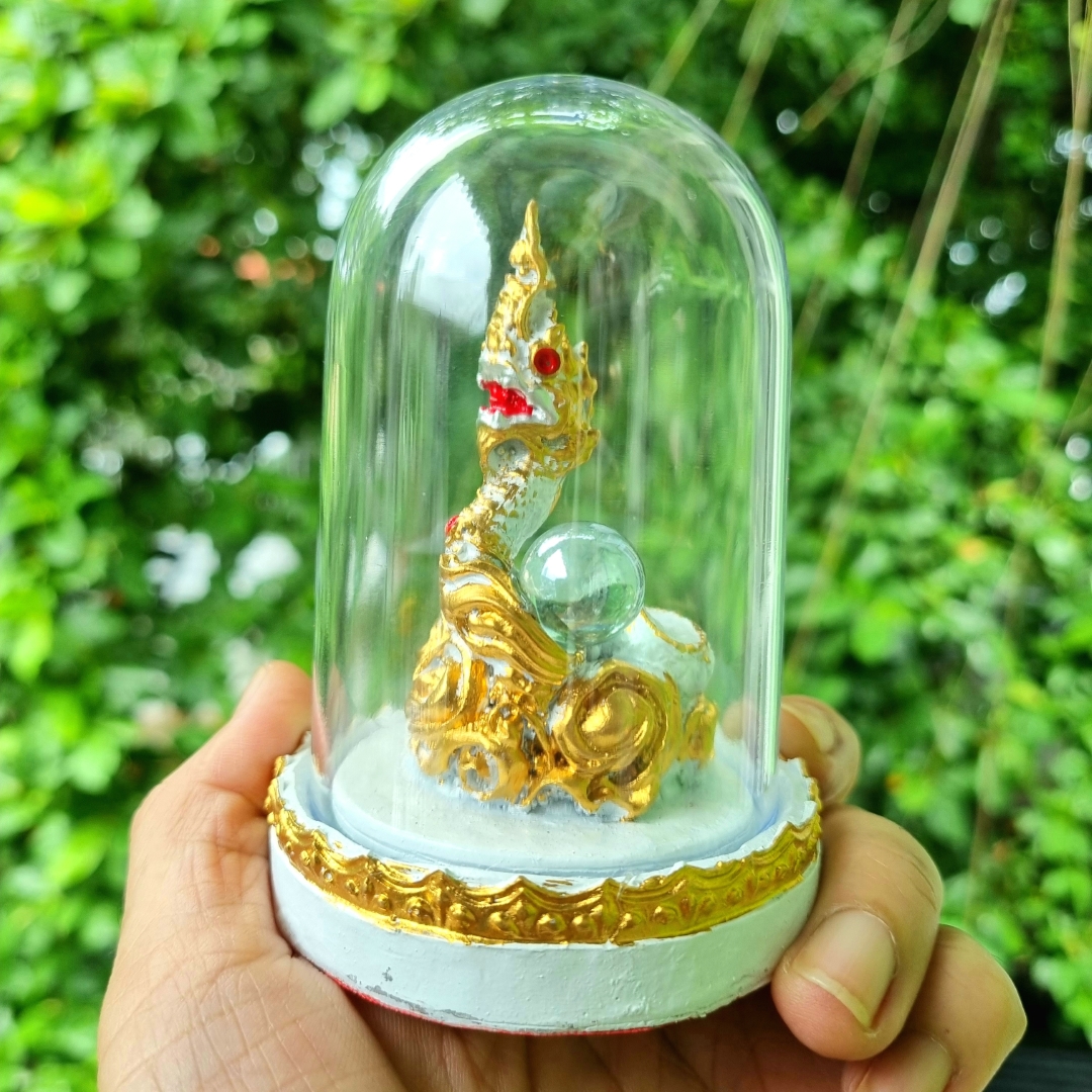 ครอบแก้ว พญานาค พร้อมลูกแก้ว เสริมโชคลาภ มี 5 สี เขียว ขาว ทอง แดง ดำบูชาหน้ารถ โต๊ะทำงาน ในร้านค้า หิ้ง +แถมฟรีผ้ายันต์ สำเนา