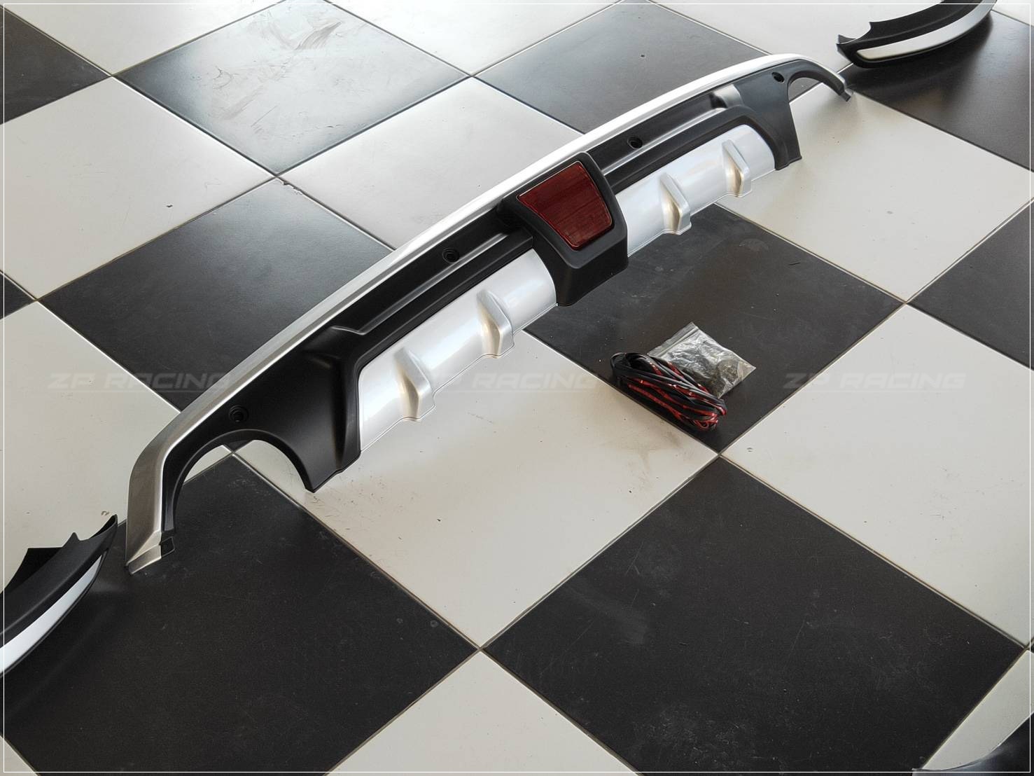 ชุดแต่ง ชุดสเกิร์ต CX5 รุ่นมาสด้าสปีด