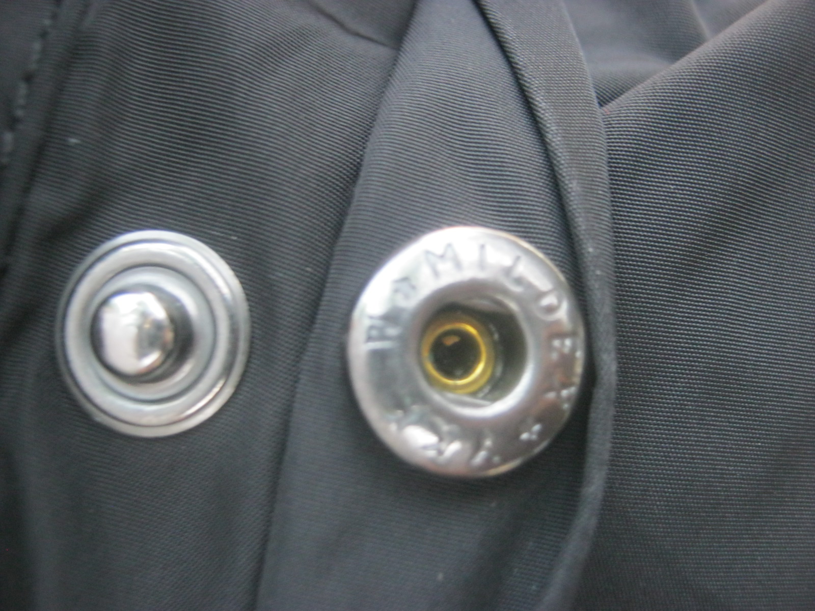 เสื้อนักบิน สีดำ