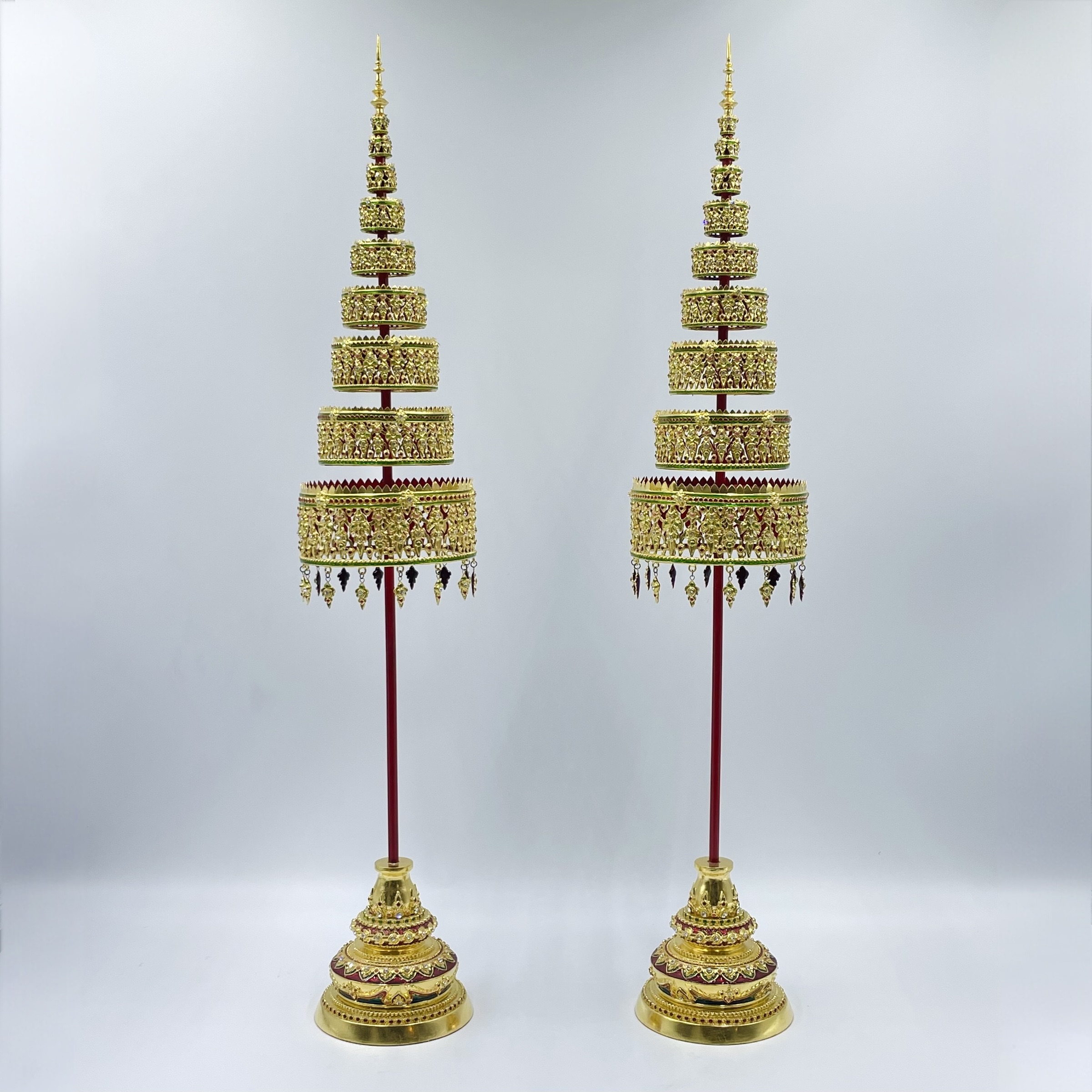 ฉัตรทอง 9 ชั้น