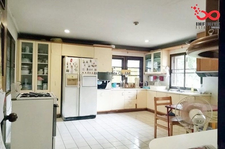 ขายบ้านเดี่ยว ม.เลคไซด์วิลล่า 2 ถ.บางนา-ตราด กม.7 ต.บางแก้ว อ.บางพลี สมุทรปราการ / พื้นที่ 2 ชั้น 371 ตารางวา