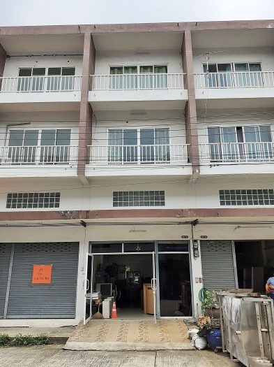 ขายอาคารพาณิชย์ ม.เอสดี / ถ.เศรษฐกิจ ต.นาดี อ.เมือง สมุทรสาคร / พื้นที่ 3.5 ชั้น 18 ตารางวา