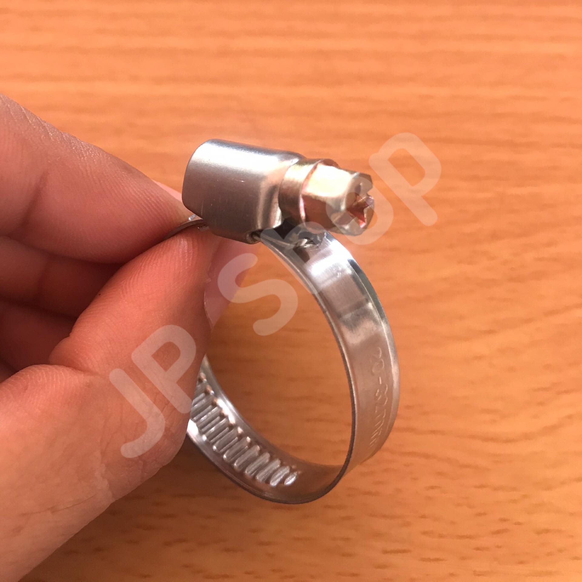 เข็มขัดรัดท่อสแตนเลส ปลอกรัดสแตนเลส 20-32 มม. สาย รัด ท่อ ส แตน เลส กิ๊บ รัด ท่อ ส แตน เลส ปลอก รัด ท่อ ส แตน เลส อย่างดี #2032