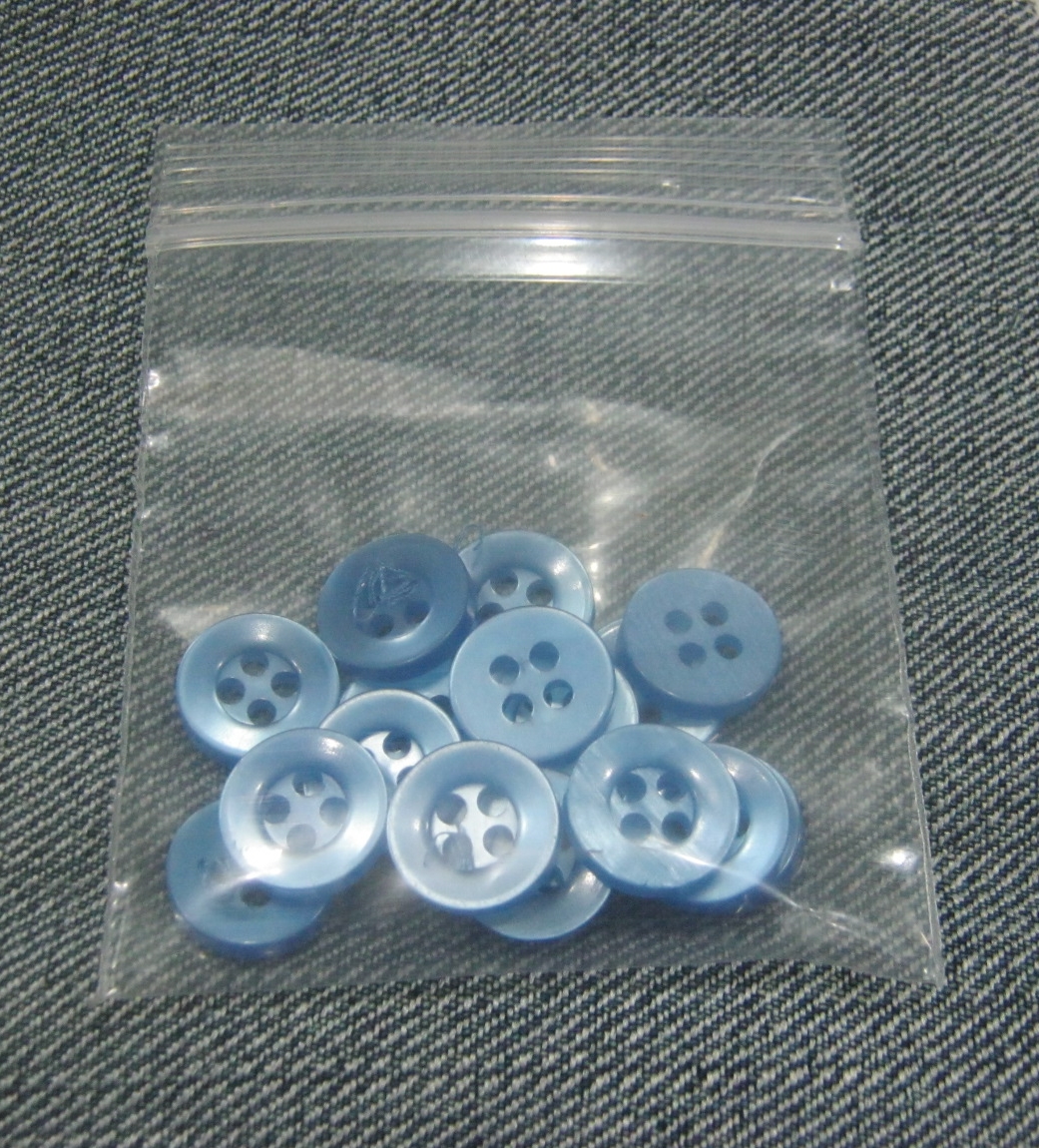 กระดุมสำหรับซ่อมเสื้อเชิ้ตทหาร