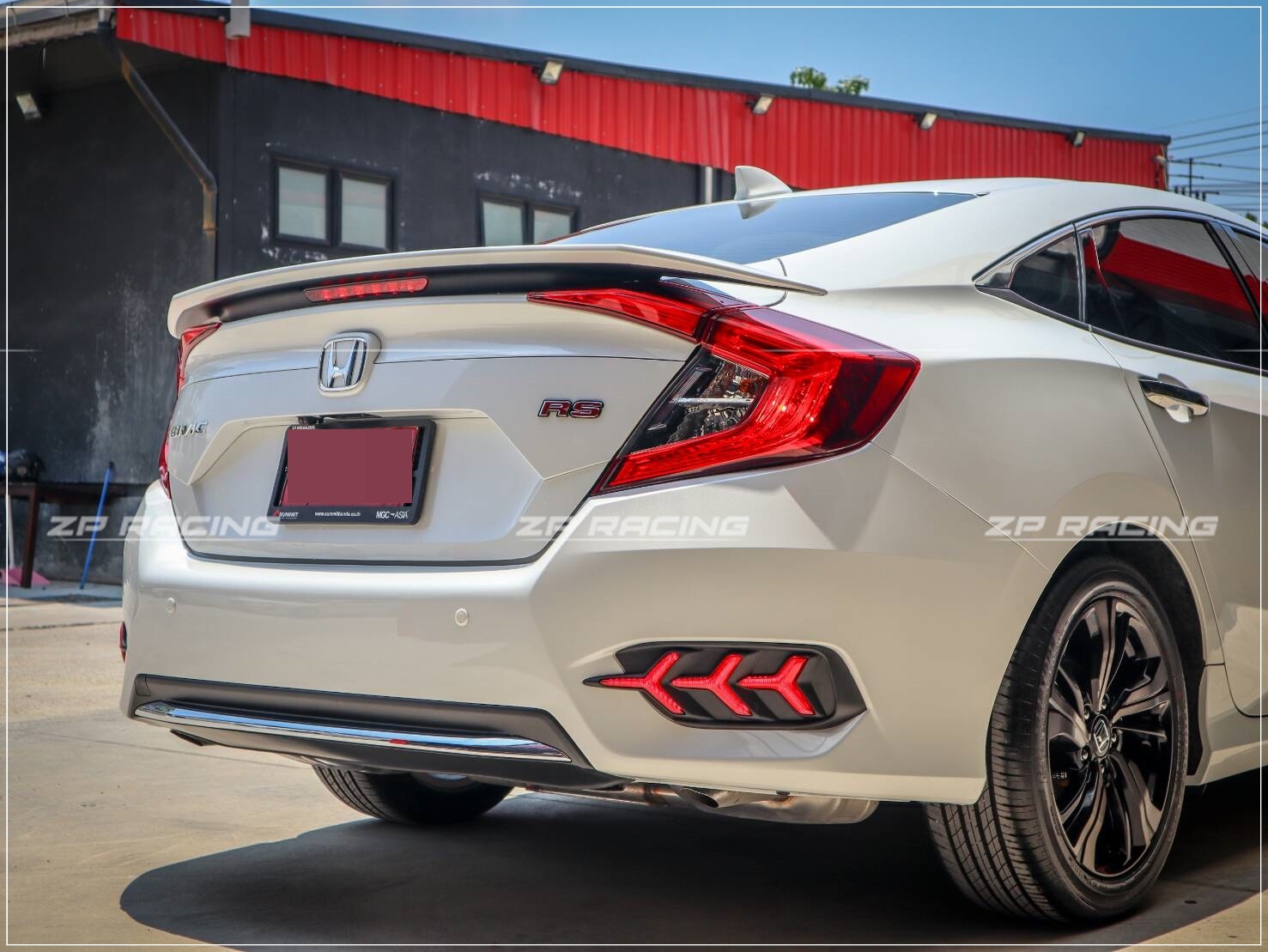 ไฟทับทิมท้าย CIVIC FC แบบ LED ทรงก้างปลา รับประกัน 1 ปี