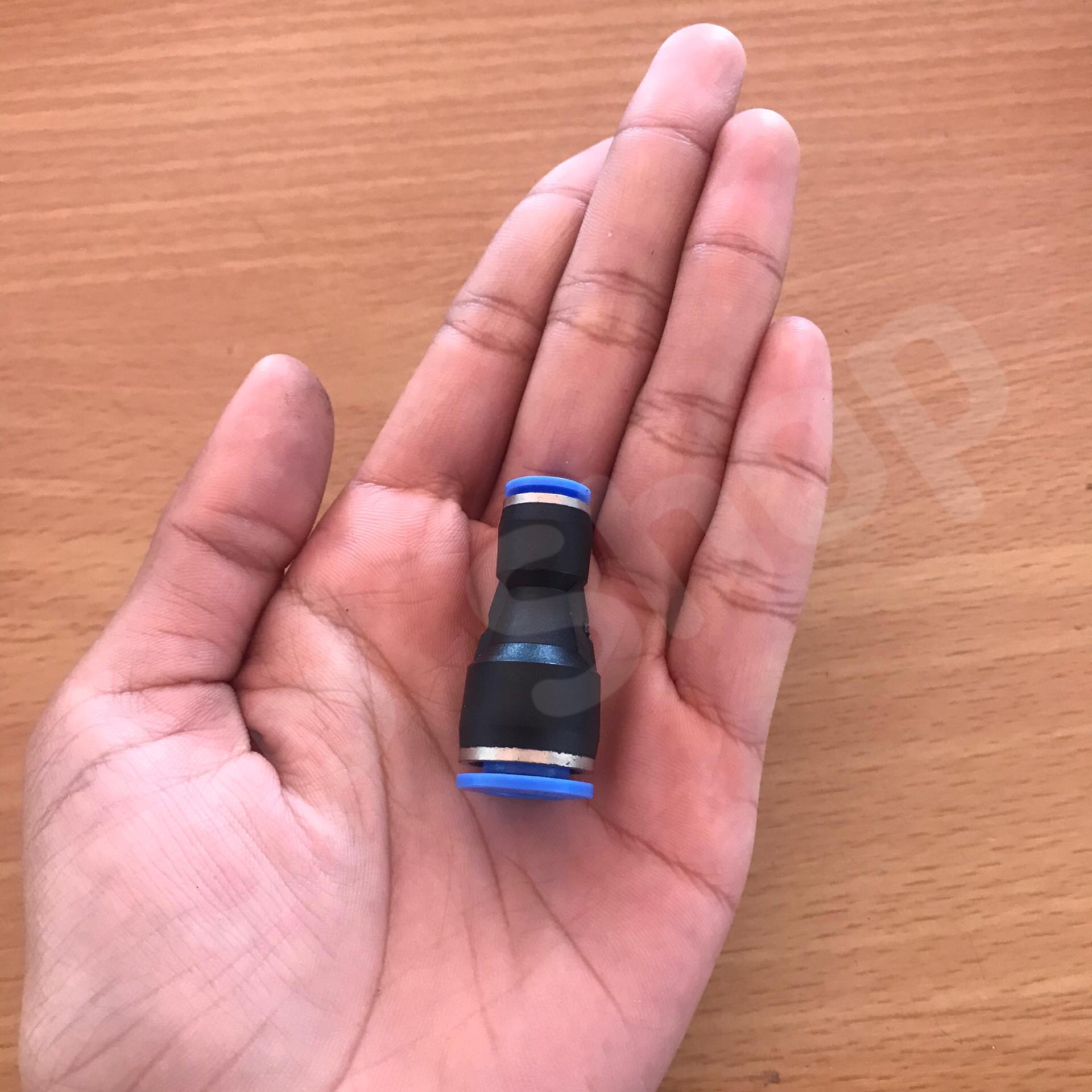 ข้อต่อลม PG 10-6 มม.-ต่อตรง ฟิตติ้งสายลม 10 ลด 6 มม. #10006