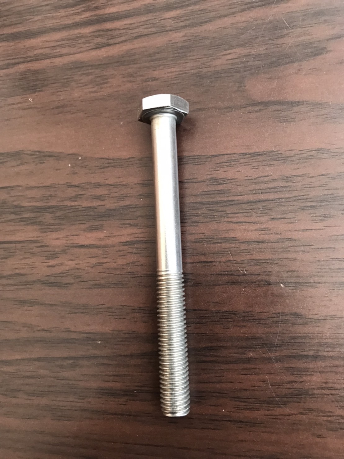 น็อตสแตนเลส หัวเหลี่ยม ขนาด M10 * 100mm #105052