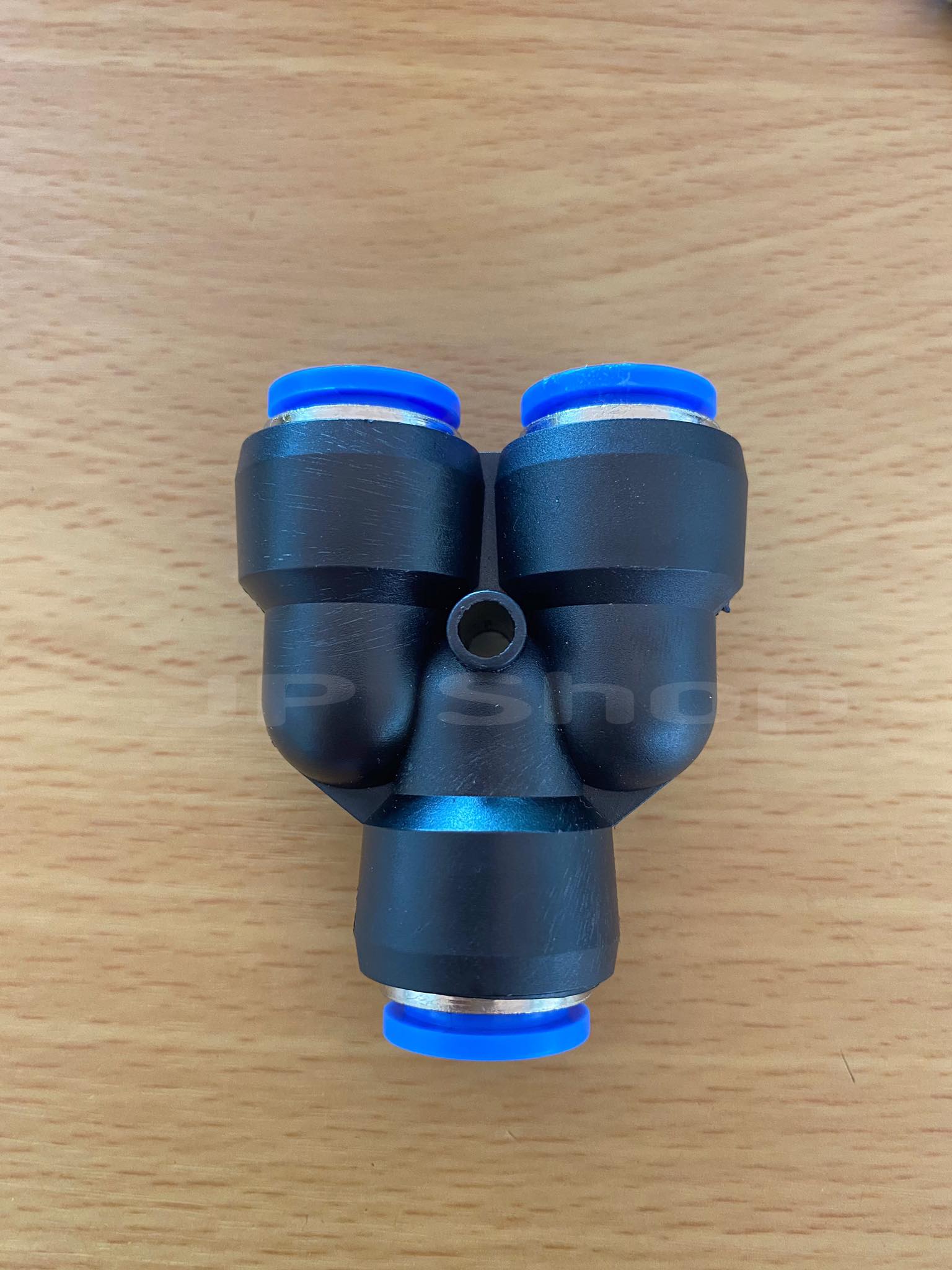 ข้อต่อลม3ทางวาย ข้อต่อลม PY-16 ฟิตติ้งเมติกส์แบบสามทางตัวY ขนาด16มม. ใช้ต่อกับสายลม16มม. #0416