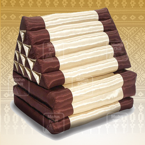 หมอนสามเหลี่ยมผ้าไหมมันเงา 15 ช่องติดเบาะ3 พับ //56x180x36cm Tri-angle Silk kapok 100%Traditional Floor Cushions 15holes with 3part of mattress.