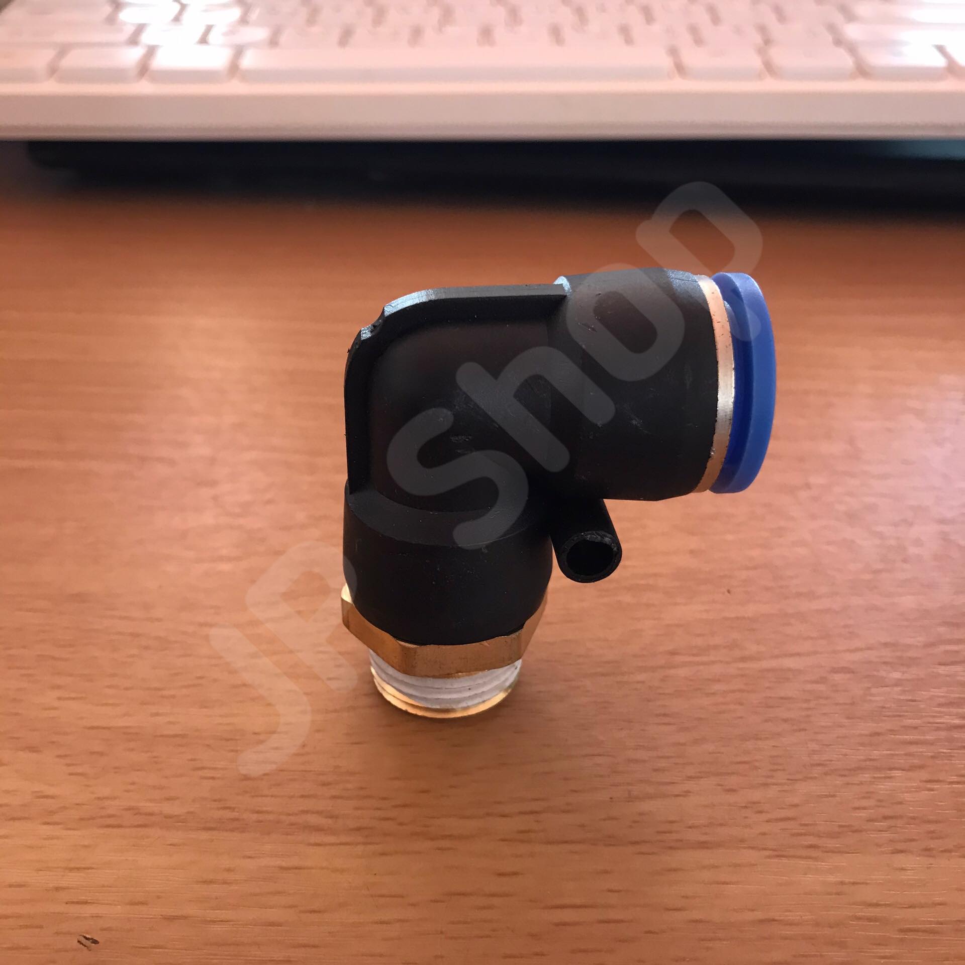 ข้อต่อลม ฟิตติ้งสายลม 16 มม. ข้อต่อ PL-16-04 #16042