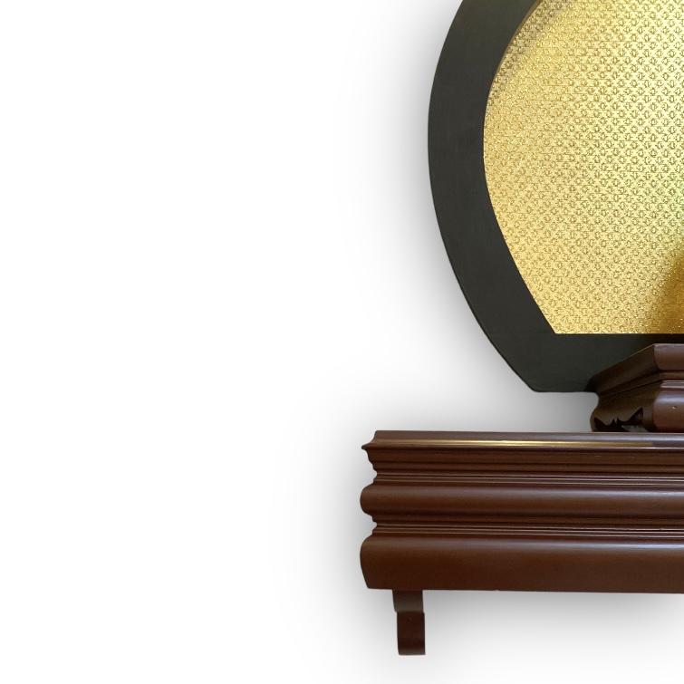 ชุดหิ้งกล่องลายบัว (ประกอบด้วย หิ้งกล่องลายบัว + ฉากโพธิ์ดอกบัว + กล่องไฟลายบัว)