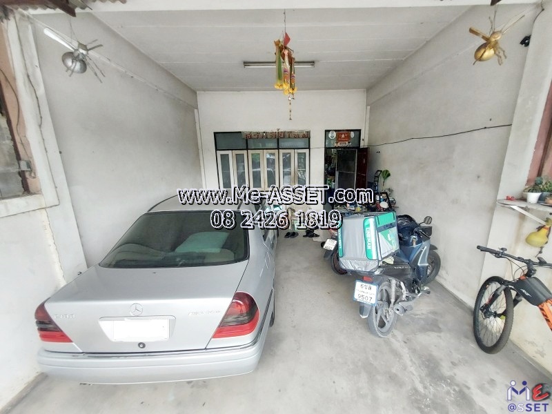 ขายทาวน์เฮ้าส์ ย่าน อบต.ยายชา วัดเดชานุสรณ์ วัดสรรเพชญ สามพราน นครปฐม : ม.เพชรไพฑูรย์ : 2 ชั้น 18 ตร.วา