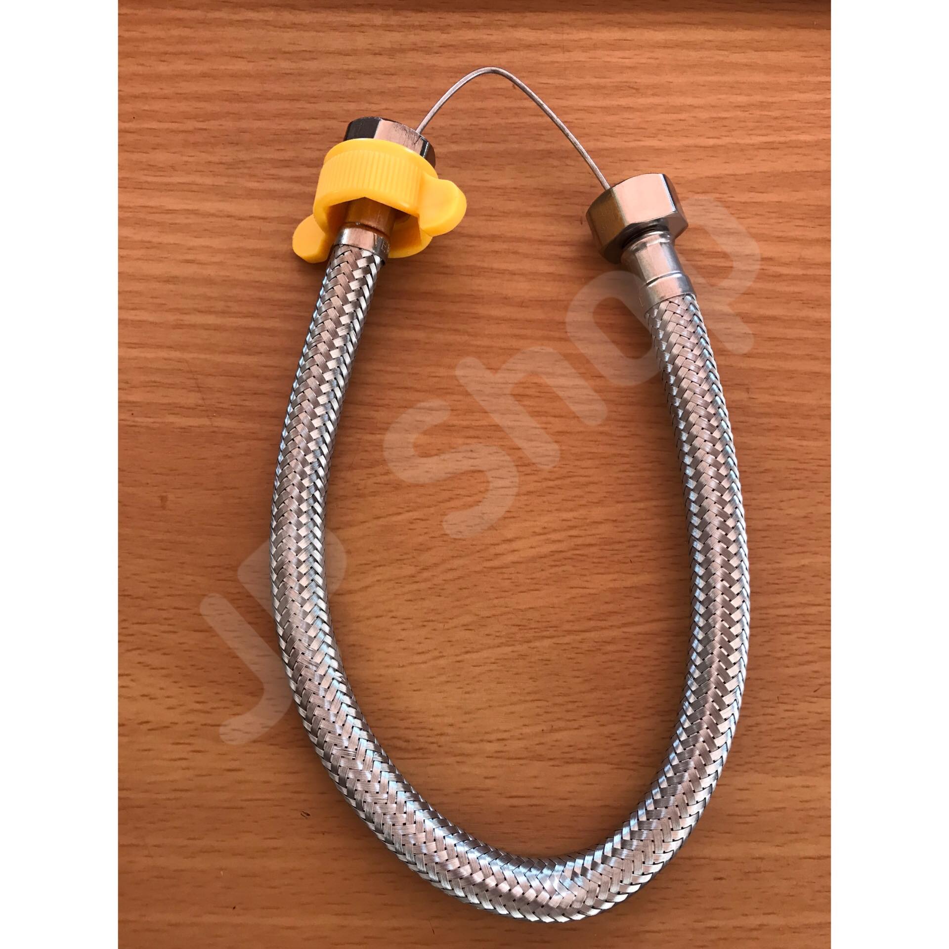 สายน้ำดี ขนาดความยาว 40 ซม.หัวสายสแตนเลส304 เกลียวใน4หุน(1/2") สำหรับต่อน้ำใช้ทั่วไป ห้องน้ำ ห้องครัว #4001