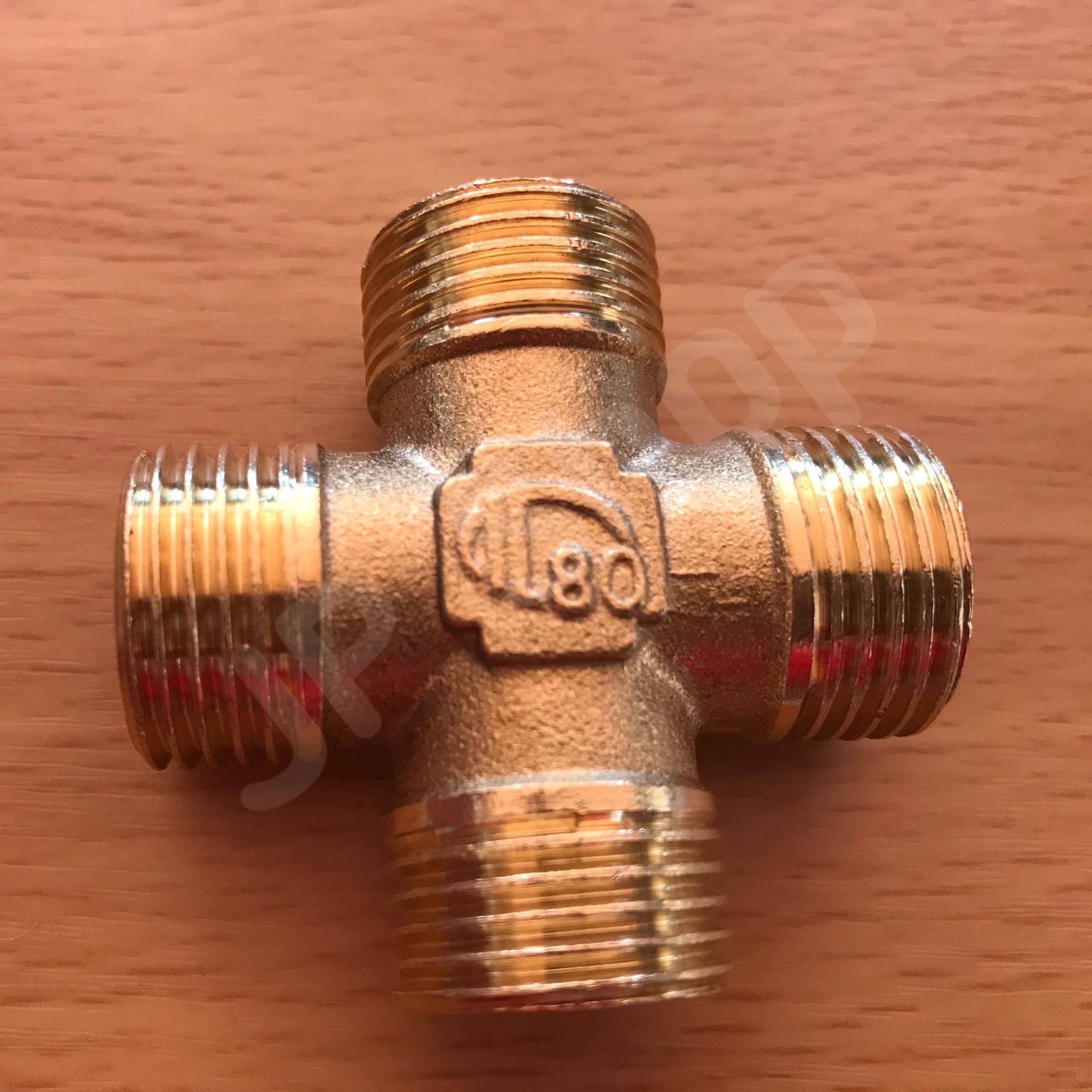 ข้อต่อสี่ทางทองเหลือง เกลียวนอกขนาด 4 หุน ข้อต่อ ทองเหลือง ข้อต่อสี่ทาง ตัดรอบทุกๆชั่วโมง #0654