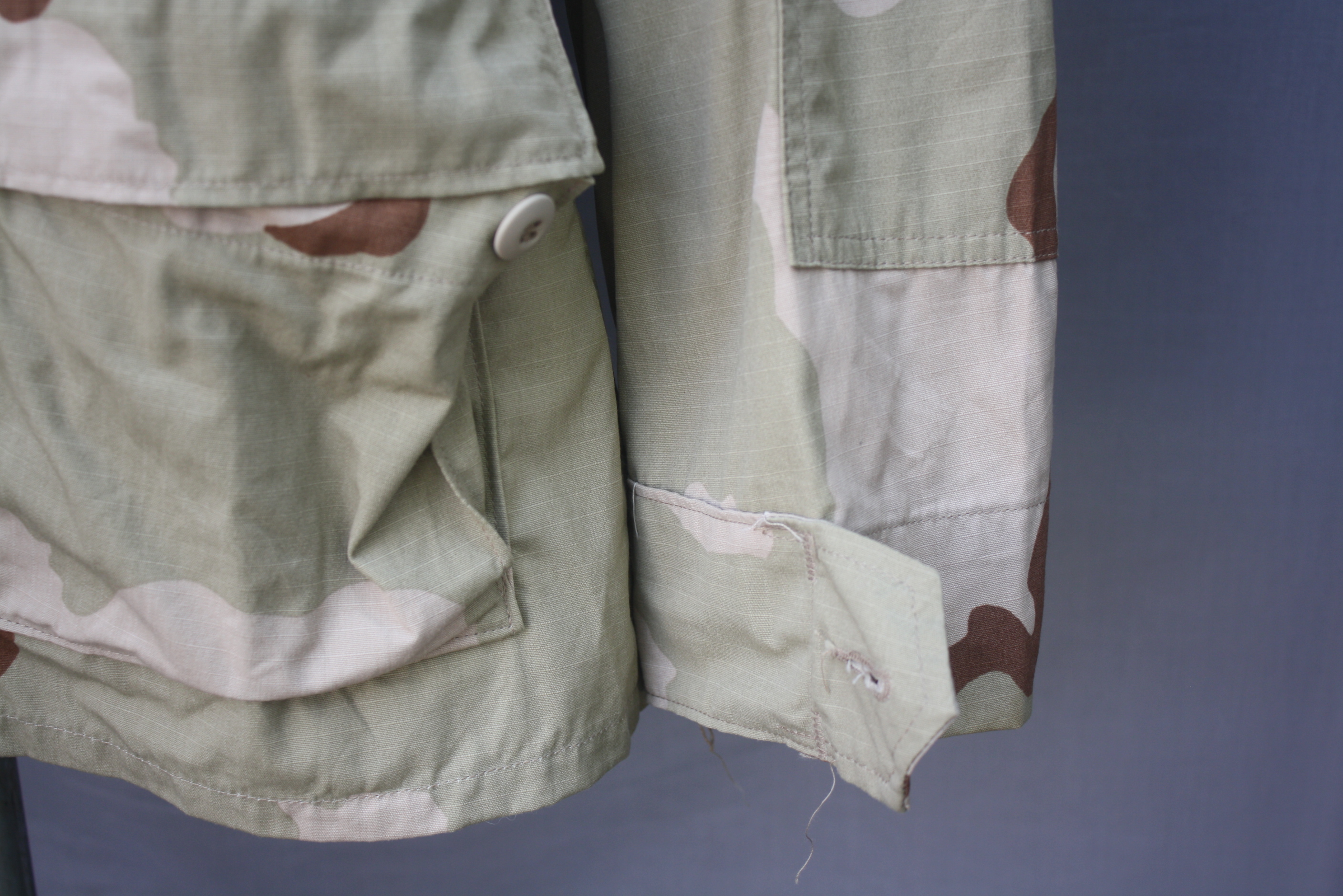 เสื้อทหารสหรัฐ ลายพรางสามสี Medium Short