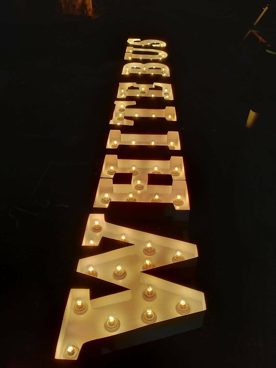 ป้ายไฟปิงปอง WHITBBUS