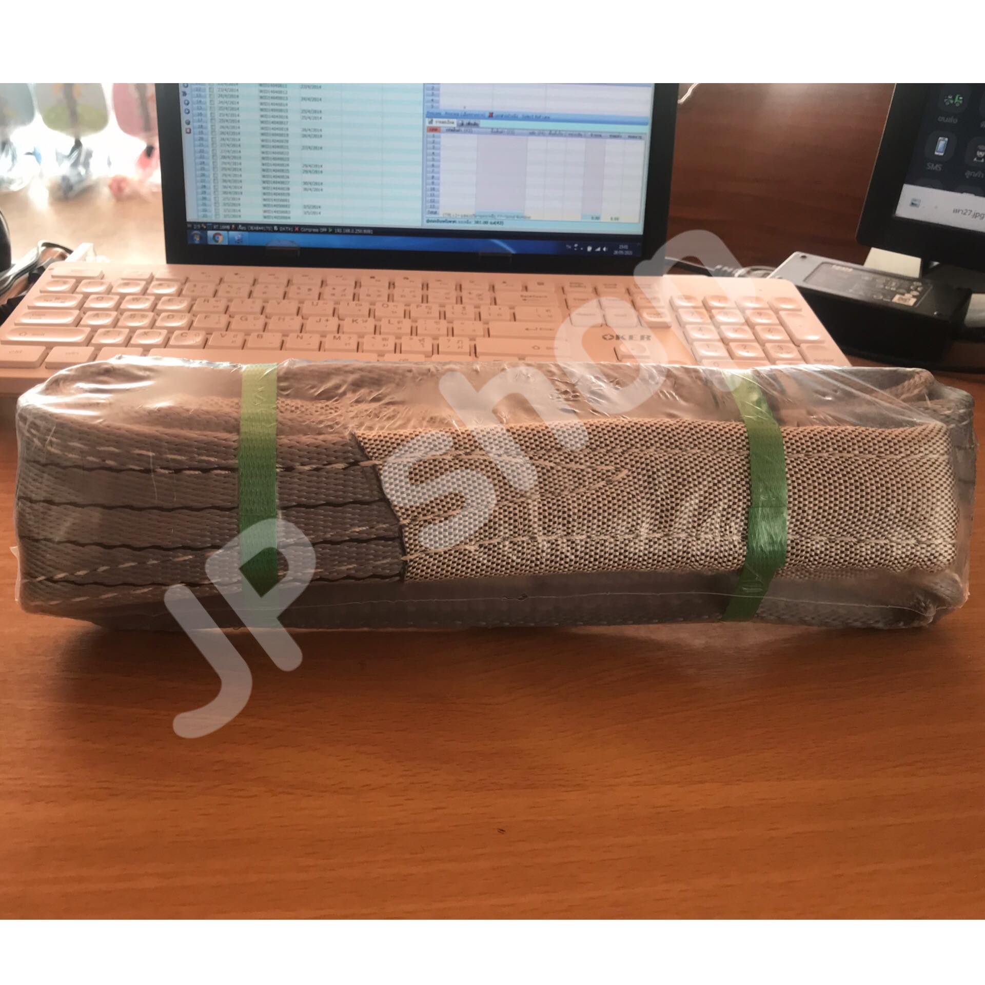 สายพานยกของขนาด 1 เมตร สีเทา หนา ทนทาน แข็งแรง สายสลิง ยกรถเครน สายยกของ อุปกรณ์ยกของหนักสลิงแบนแขวน สายลาก กว้าง 4 นิ้ว ยาว 1 เมตร ยกได้ 4 ตัน #02600