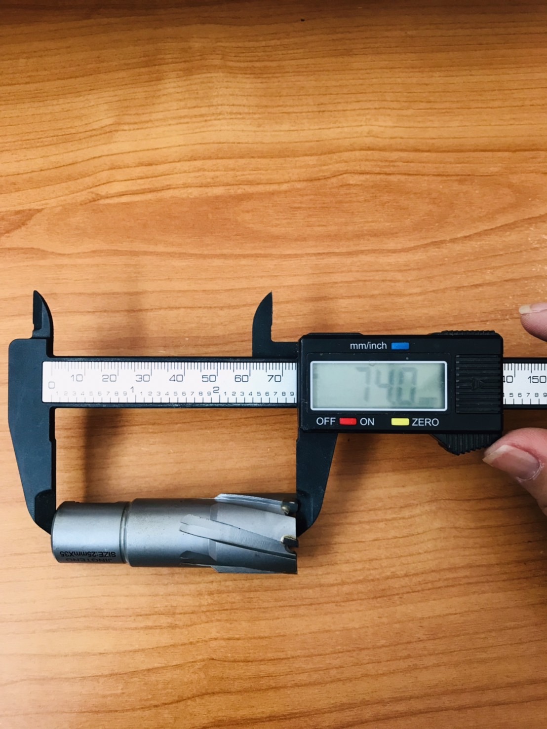 ดอกสว่านเจ็ทบอส แบบโฮลซอว์คาร์ไบสำหรับเจาะเหล็กหนา ด้วยสว่านแม่เหล็กไฟฟ้า ขนาด25*35 มม. #2535