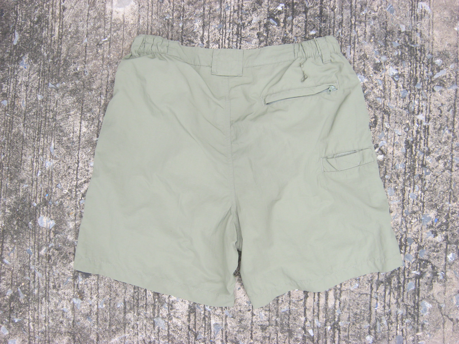 กางเกงเดินป่าขาสั้น