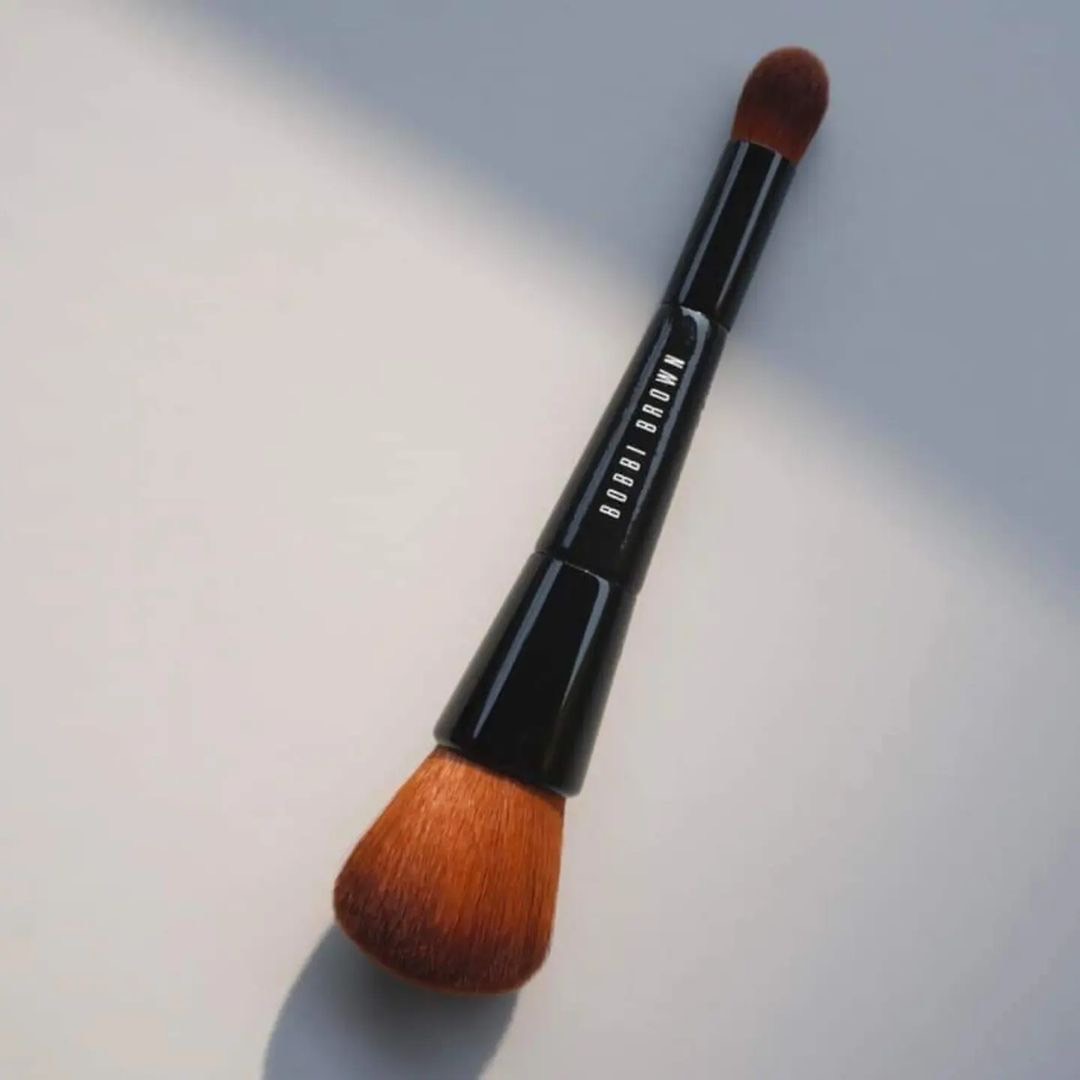 แปรงแต่งหน้า Bobbi Brown Full Coverage Face & Touch-Up Brush 14cm ของแท้ (1อัน)