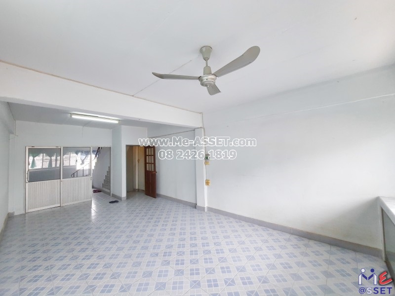 ขายอาคารพาณิชย์ โซนสหพร ศาลายา เชื่อมมหาสวัสดิ์ พุทธมณฑล ใกล้ซอยตั้งสิน แมคโคร ม.มหิดล ศูนย์การแพทย์กาญจนาฯ : ในตลาดใหม่ ศาลายา : 3.5 ชั้น 19 ตารางวา