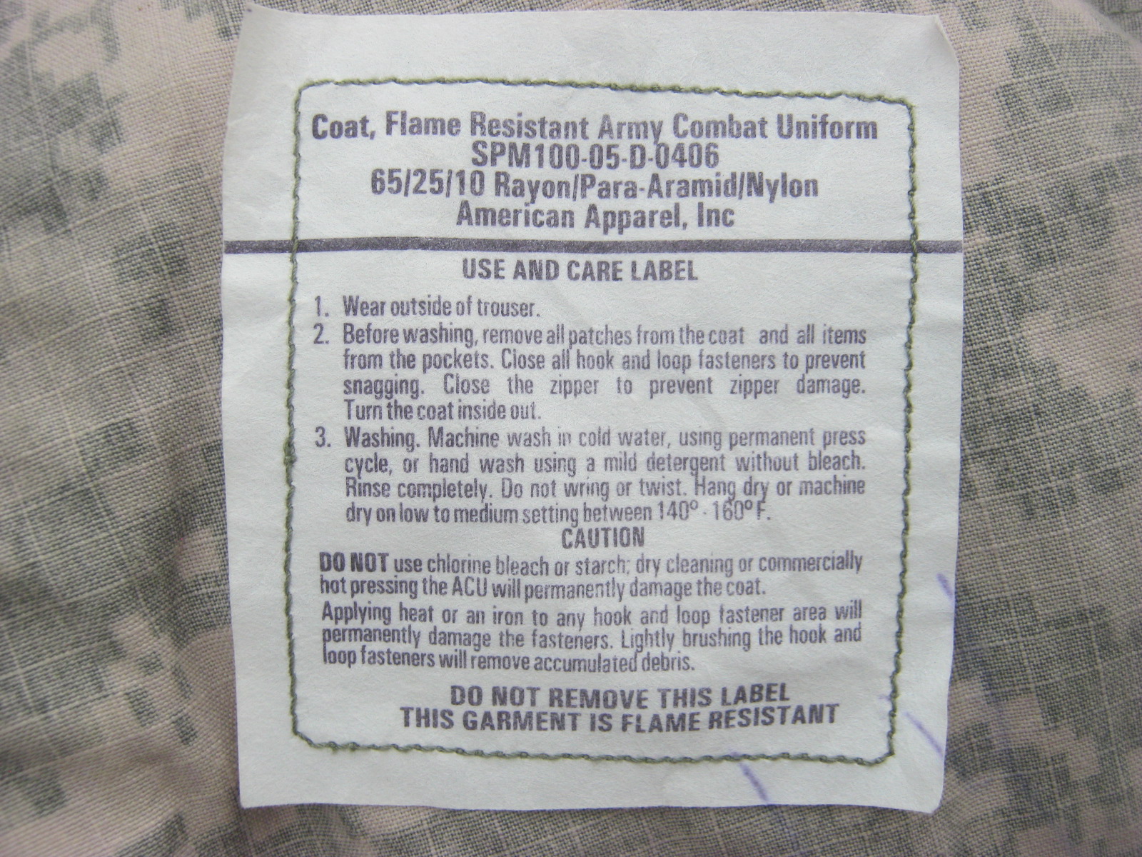 เสื้อรูปแบบ Army Combat Uniform ลาย Universal Camouflage Pattern