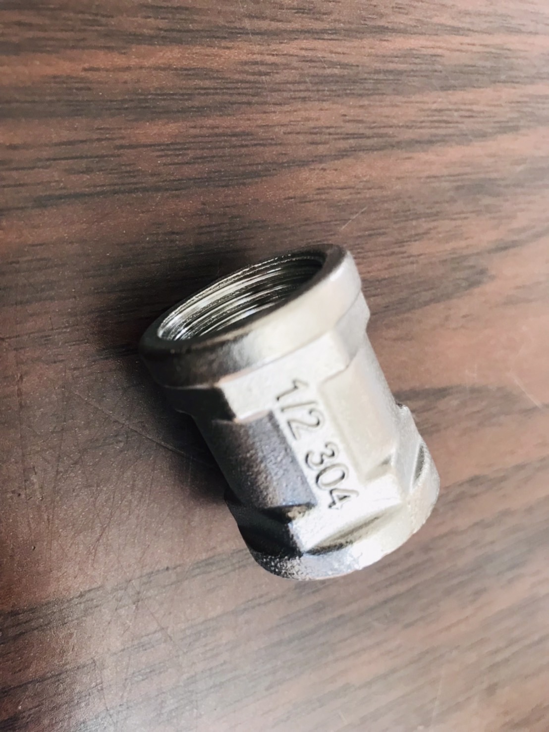 ต่อตรงสแตนเลส 304 เกลียวในขนาด 1/2 (4 หุน) #32547