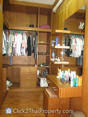 ขายบ้านเดี่ยว หมู่บ้านภาณุ ซ.อัศวพิเชษฐ์ เขตตลิ่งชัน 4 นอน 3 น้ำ