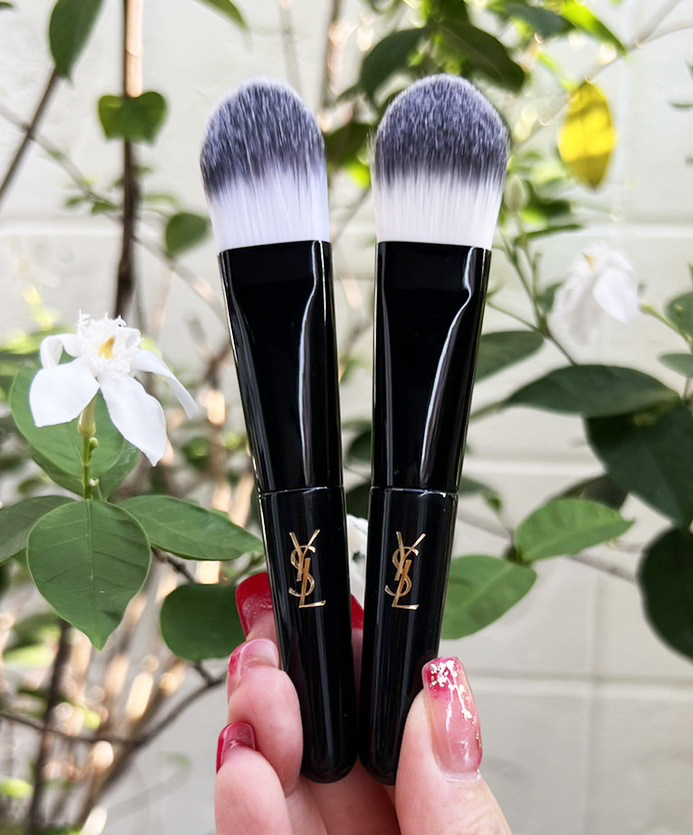 (1อัน) แปรงลงรองพื้น YSL Foundation Brush (Mini Size)