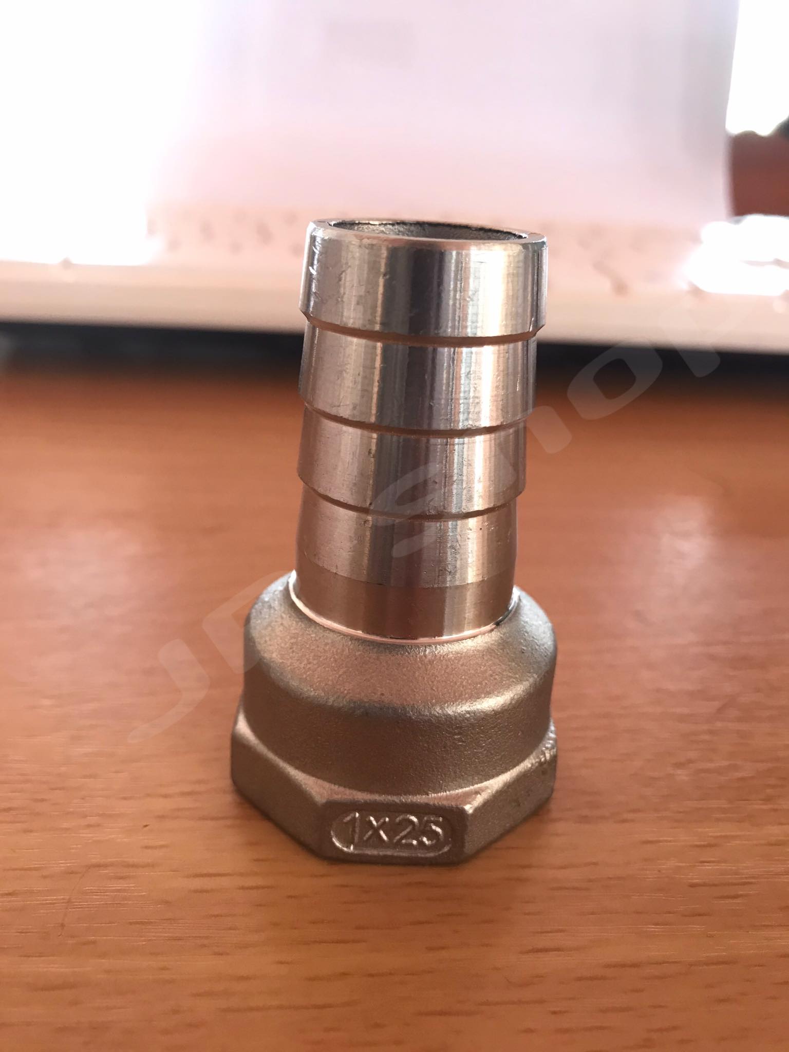 ข้อต่อเกลียวในหางไหล 1" * 1" สแตนเลส 304 #12525