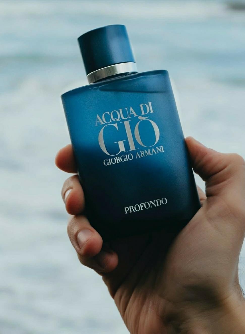 GIORGIO ARMANI Acqua Di Gio Profondo 15ml. หัวเสปรย์ ขนาดพกพา