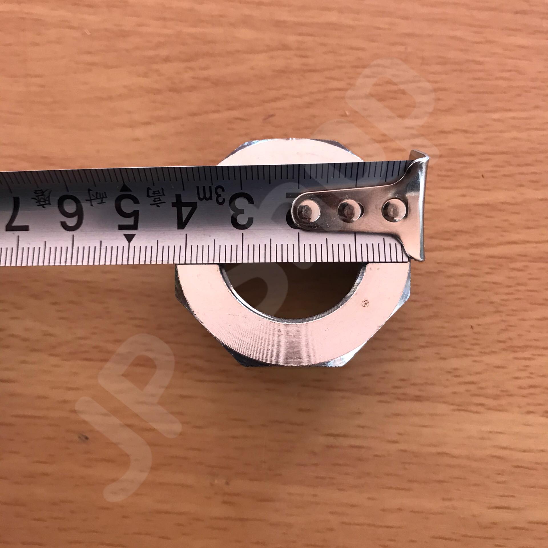 ข้อลดเหลี่ยม 1 1/4 นิ้ว ลด 6 หุน สแตนเลส 304 #1018