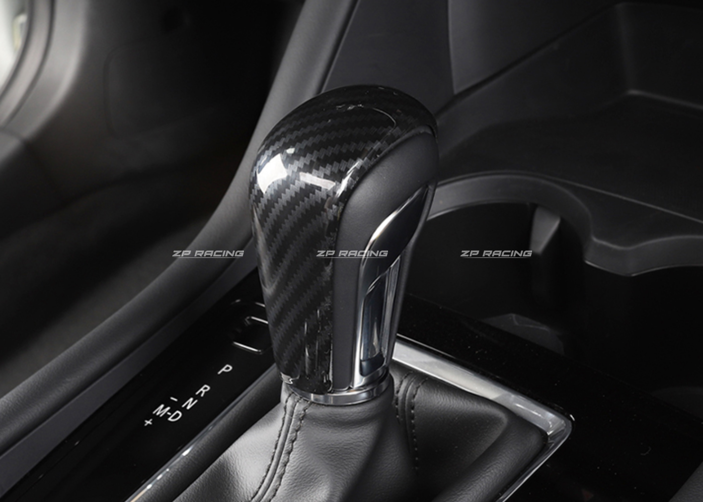 ครอบหัวเกียร์ลาย Carbon Mazda 3