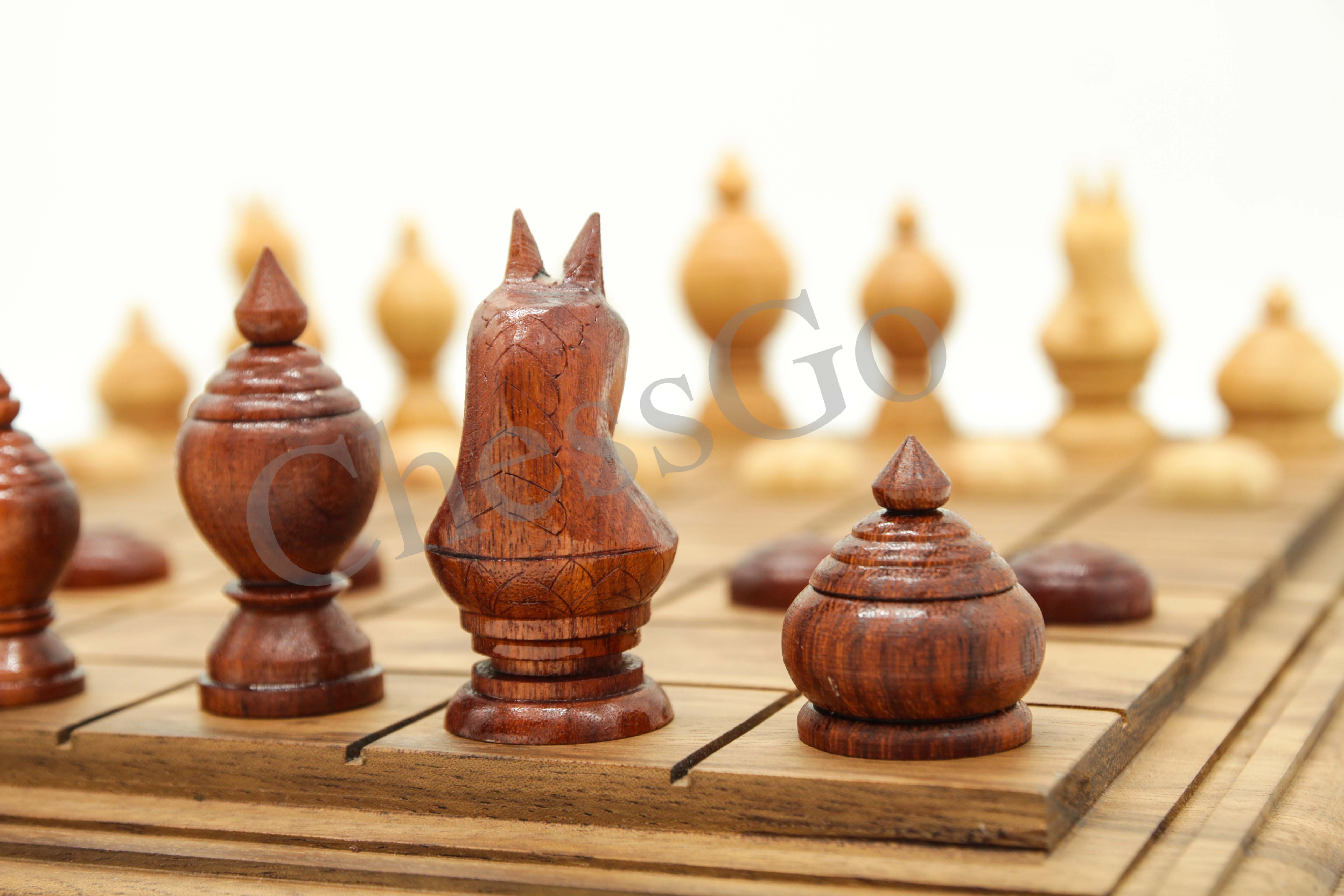 ชุดหมากรุกไทยไม้พฤกษ์(ตัวไม้รุ่นขุนศึก ชุดใหญ่)