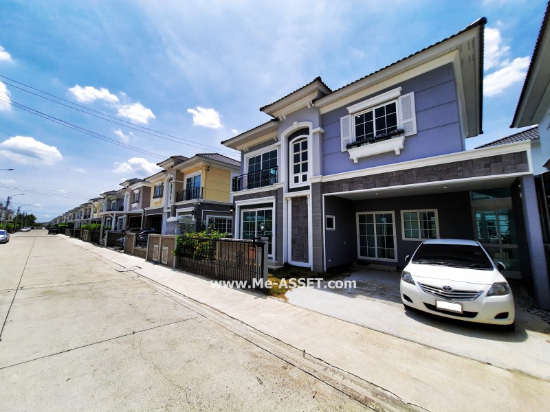 ขายบ้านแฝด ม.โกลเด้นนึโอ ลาดพร้าว-เกษตรนวมินทร์ ถ.นวมินทร์ 42 แยก 27 แขวงคลองกุ่ม เขตบึงกุ่ม กรุงเทพ / พื้นที่ 2 ชั้น 37.1 ตารางวา