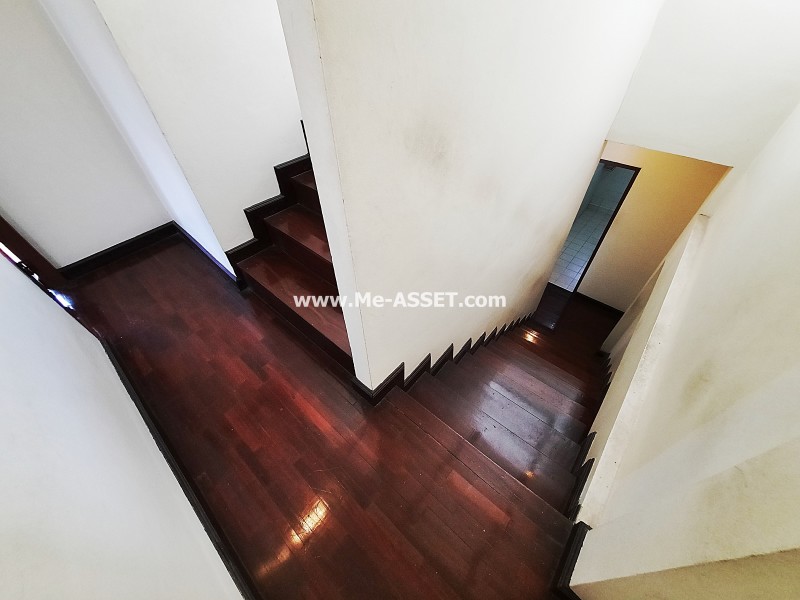 ให้เช่าทาวน์โฮม ถ.สุขุมวิท 105 ซ.ลาซาล 37 แขวงบางนา เขตบางนา กรุงเทพ ห้องริม / พื้นที่ 3 ชั้น 43 ตารางวา