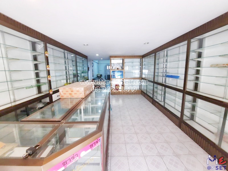 ขายอาคารพาณิชย์ โซนสหพร ศาลายา เชื่อมมหาสวัสดิ์ พุทธมณฑล ใกล้ซอยตั้งสิน แมคโคร ม.มหิดล ศูนย์การแพทย์กาญจนาฯ : ในตลาดใหม่ ศาลายา : 3.5 ชั้น 19 ตารางวา