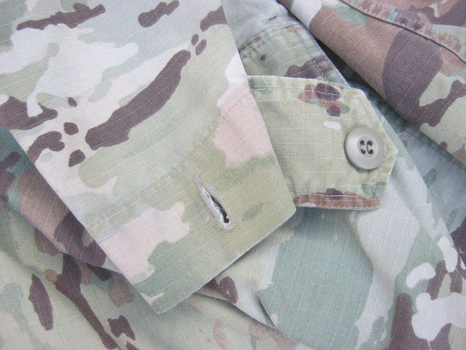 เสื้อทหาร Scorpion W2,