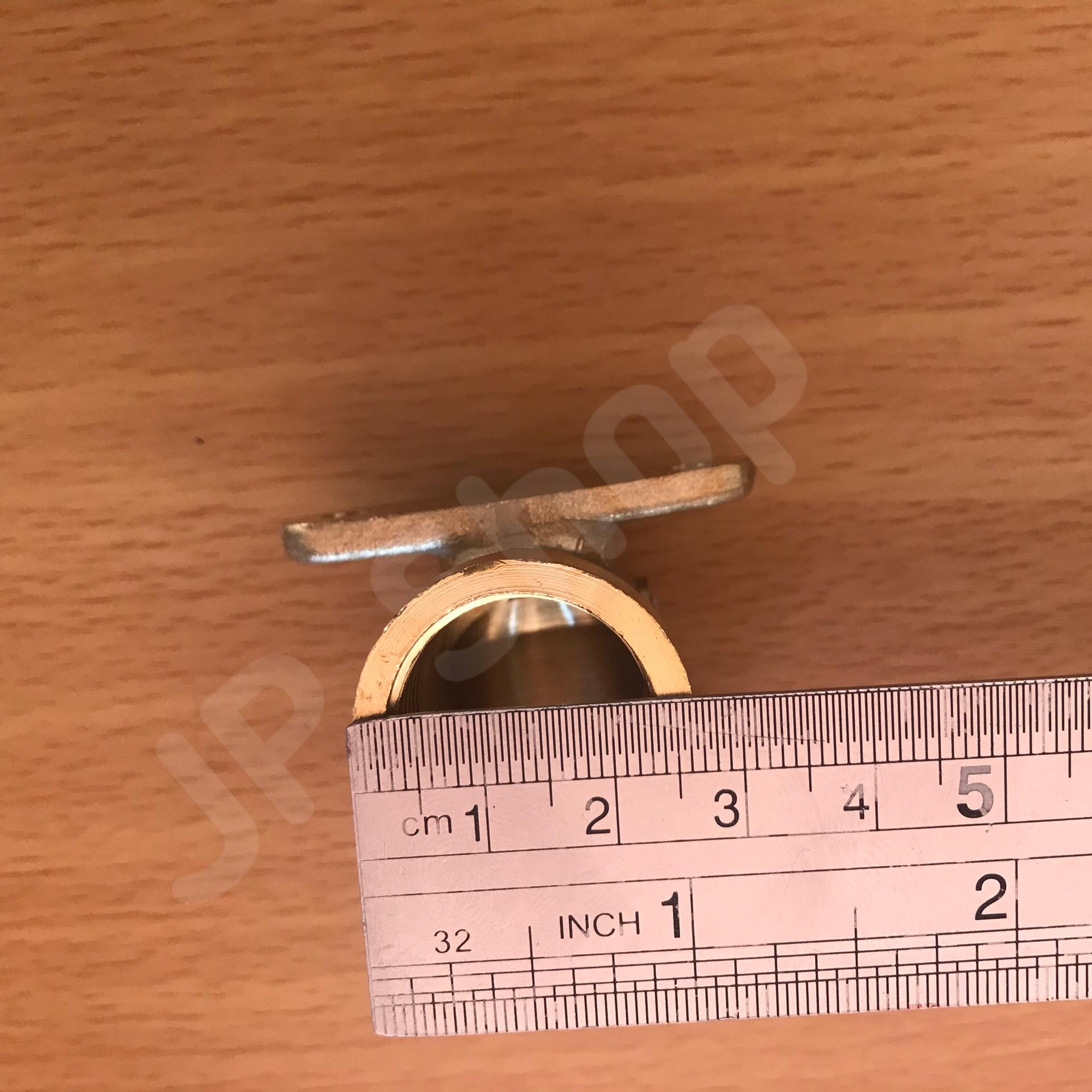 ข้องอทองเหลืองเกลียวนใน ขนาด 4 หุน มีฐานยึด #0754