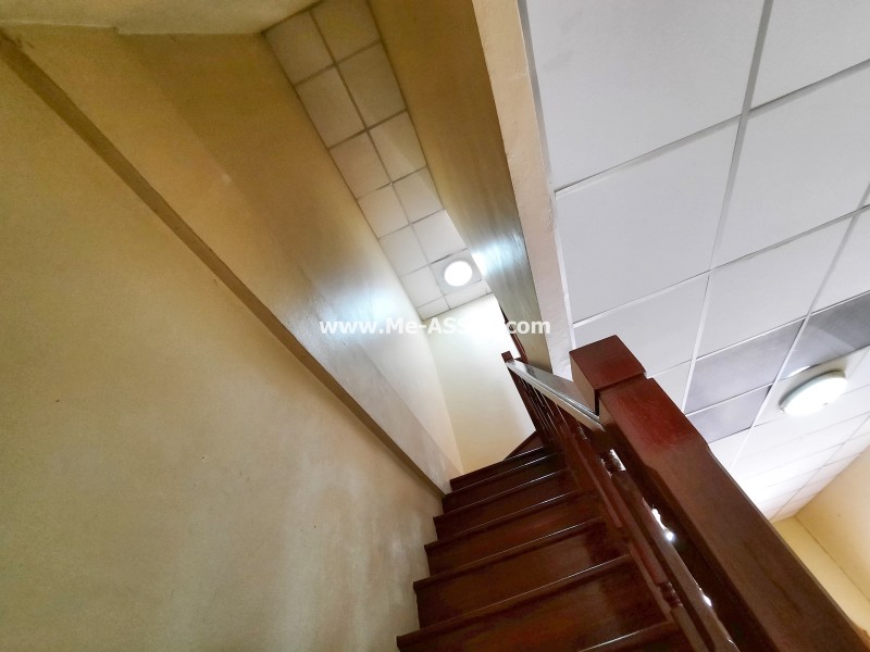 ขายทาวน์เฮ้าส์ ย่าน เคหะร่มเกล้า ราษฎร์พัฒนา น้อมเกล้า : พูนสินธานี 3 / 2 ชั้น 17 ตารางวา