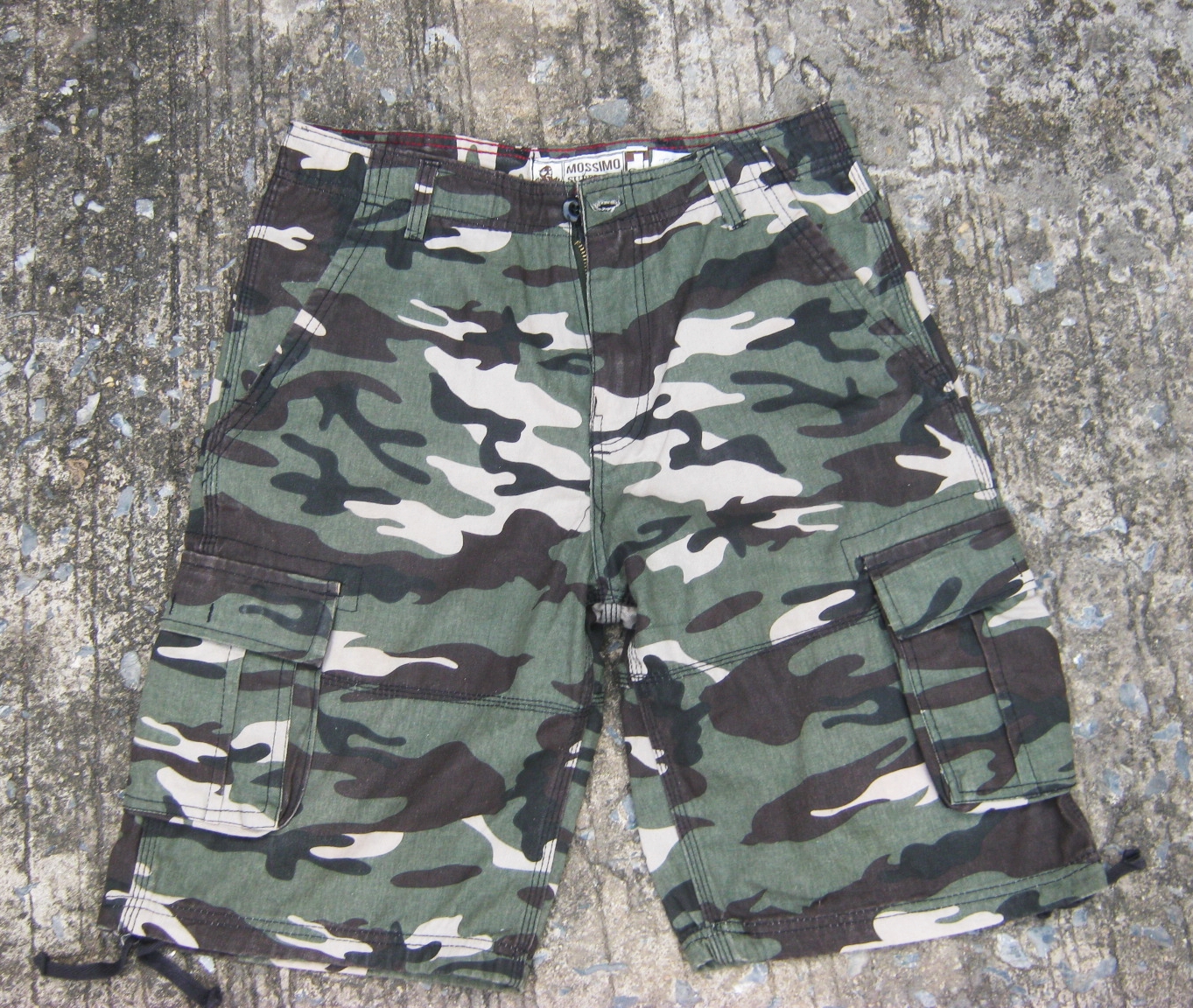 ขายแล้ว กางเกงทหารลายพราง ขาสั้น