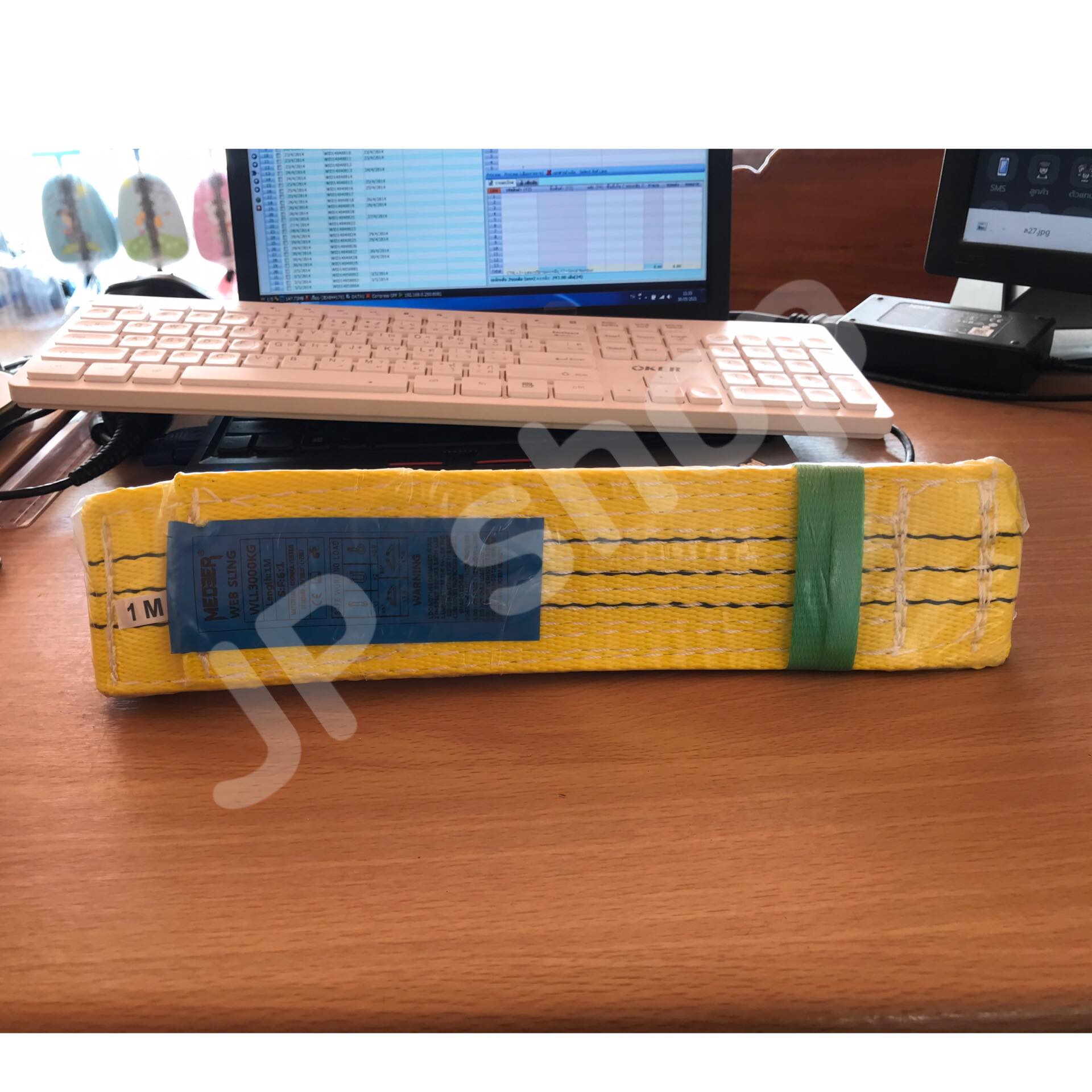 สายพานยกของขนาด 1 เมตร สีเหลือง หนา ทนทาน แข็งแรง สายสลิง ยกรถเครน สายยกของ อุปกรณ์ยกของหนักสลิงแบนแขวน สายลาก กว้าง 3 นิ้ว ยาว 1 เมตร ยกได้ 3 ตัน #02200