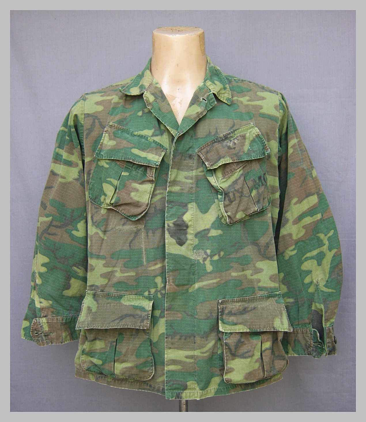 ขายแล้ว เสื้อทหารสหรัฐ ลาย ERDL Pattern 4 1968 USMC Medium Regular