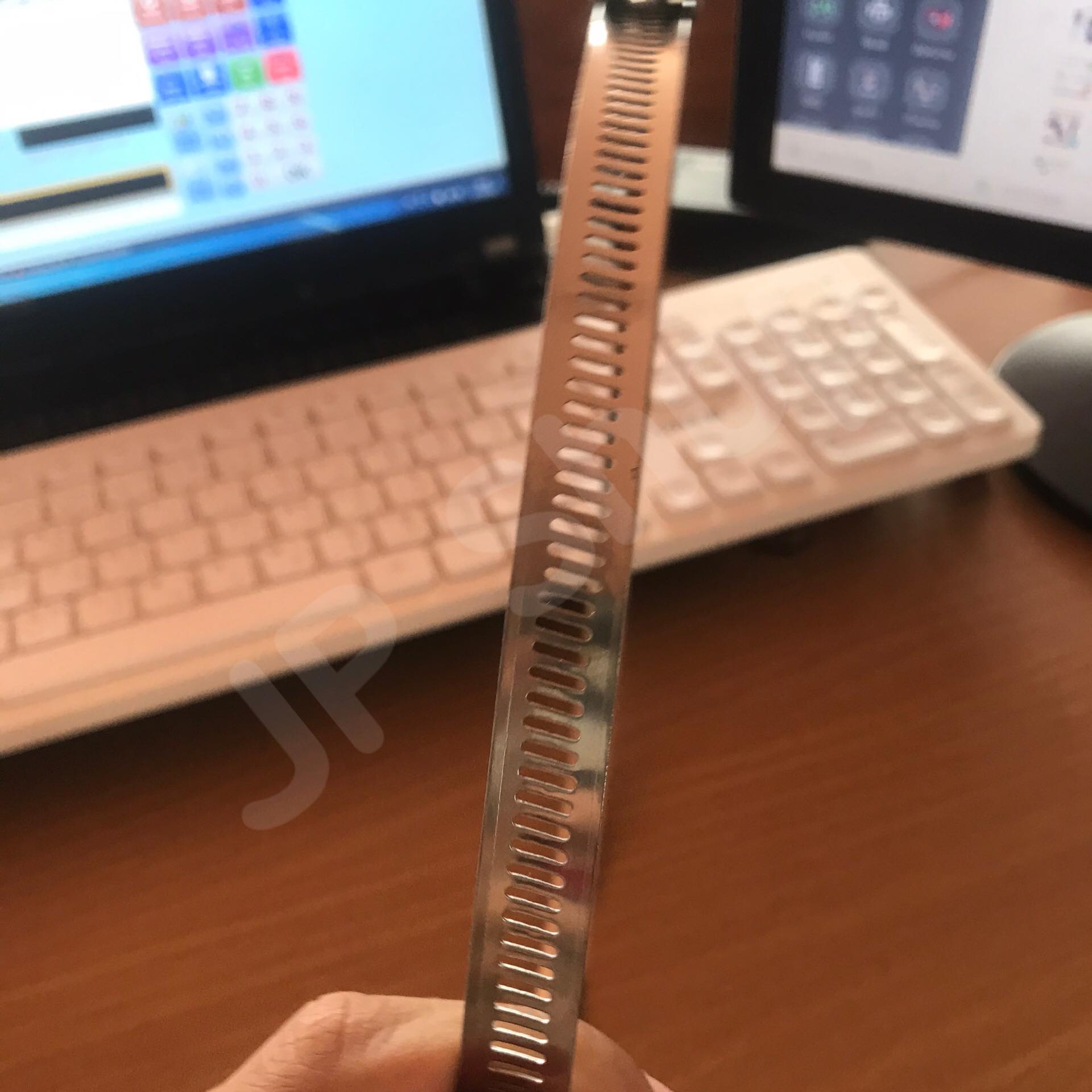 ปลอกรัด 232-254 (12 มม.) แคลมป์รัดท่อสแตนเลส 304 #232254